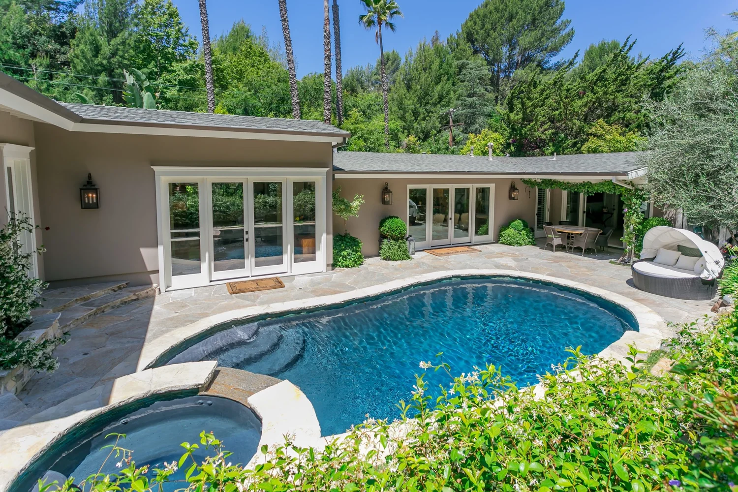 California Ranch — Benedict Canyon, Los Angeles