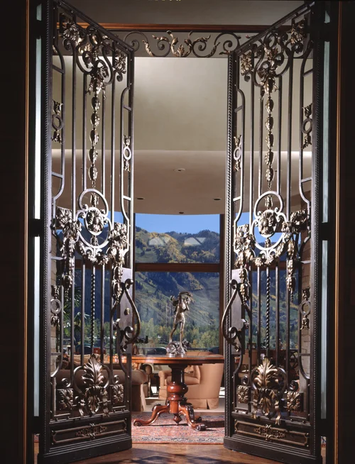 Kaufman Estate — interior view