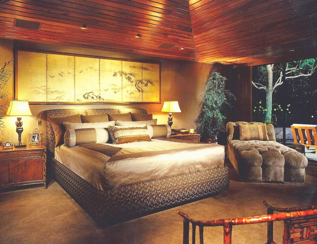 Contemporary Asian — interior view