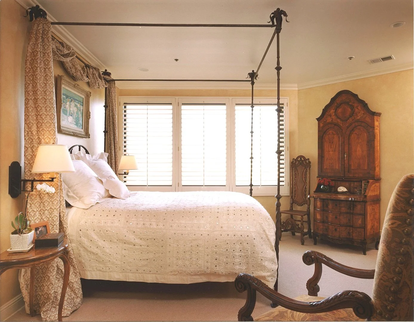Wilshire Condominium — interior view